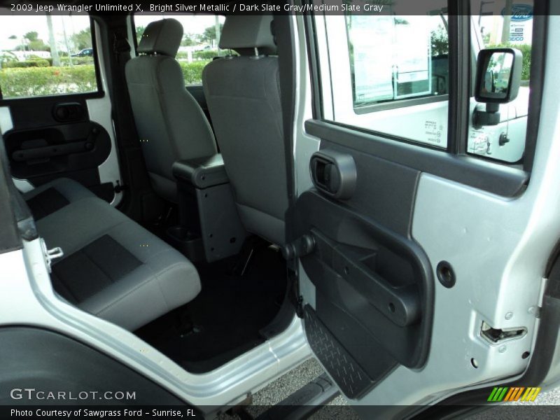 Bright Silver Metallic / Dark Slate Gray/Medium Slate Gray 2009 Jeep Wrangler Unlimited X