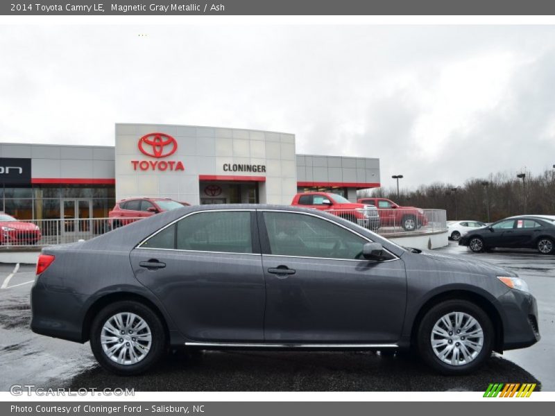 Magnetic Gray Metallic / Ash 2014 Toyota Camry LE