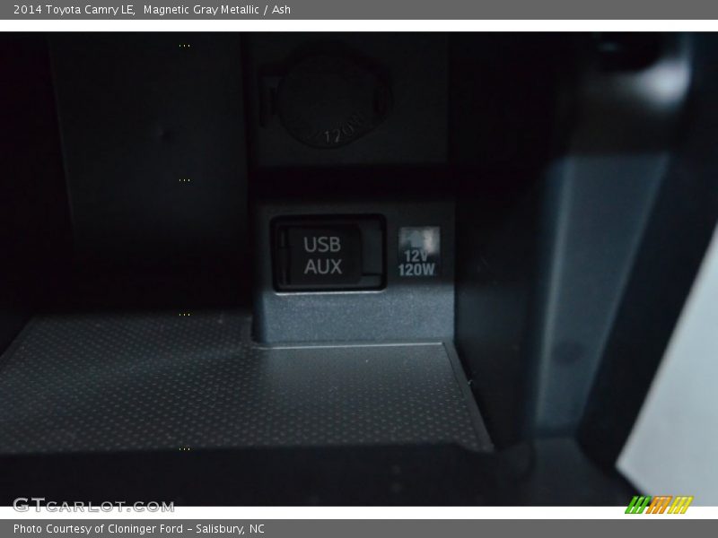 Magnetic Gray Metallic / Ash 2014 Toyota Camry LE