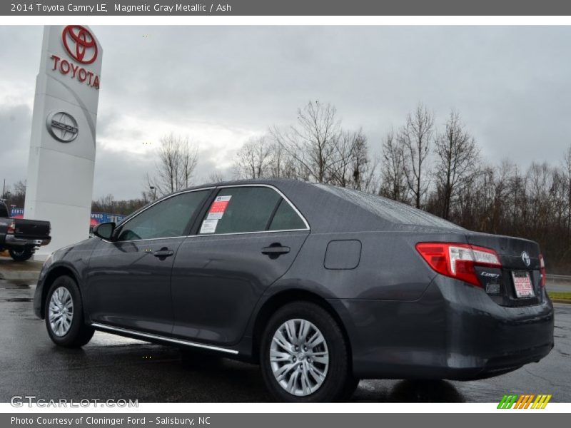 Magnetic Gray Metallic / Ash 2014 Toyota Camry LE