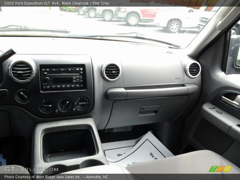 Black Clearcoat / Flint Grey 2003 Ford Expedition XLT 4x4