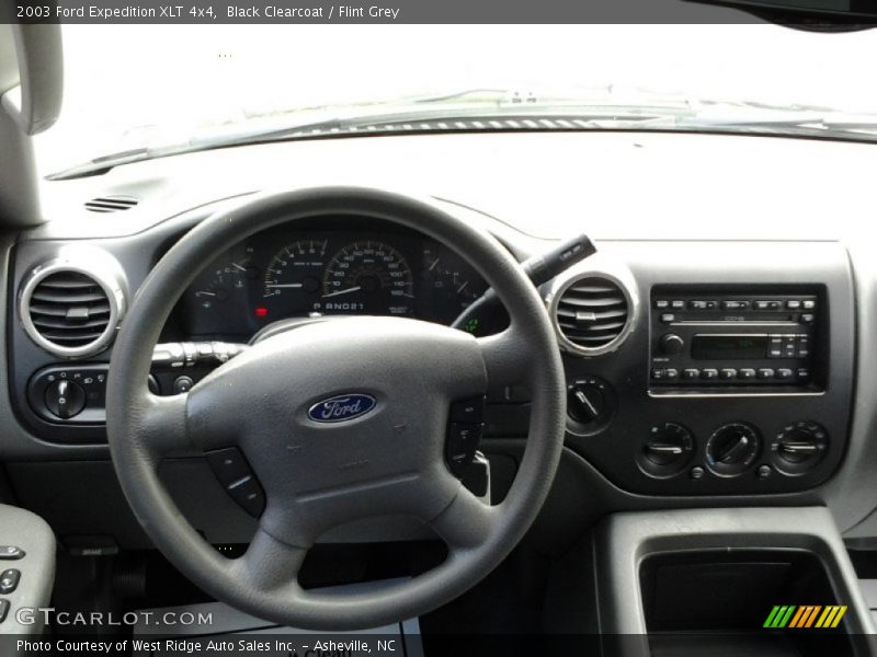 Black Clearcoat / Flint Grey 2003 Ford Expedition XLT 4x4
