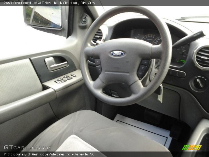 Black Clearcoat / Flint Grey 2003 Ford Expedition XLT 4x4
