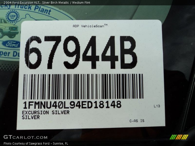 Silver Birch Metallic / Medium Flint 2004 Ford Excursion XLT