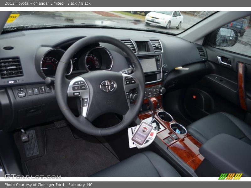Black / Black 2013 Toyota Highlander Limited