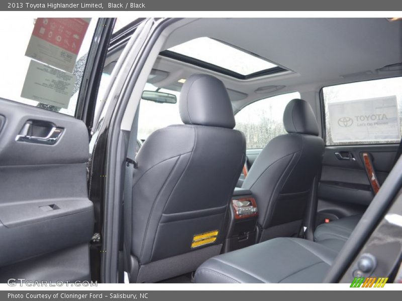 Black / Black 2013 Toyota Highlander Limited
