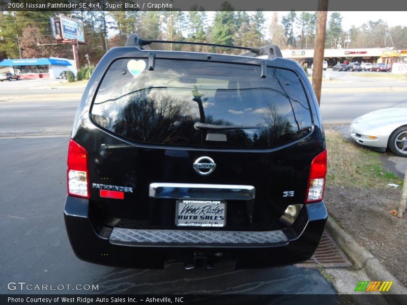 Super Black / Graphite 2006 Nissan Pathfinder SE 4x4
