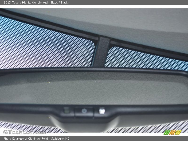 Black / Black 2013 Toyota Highlander Limited
