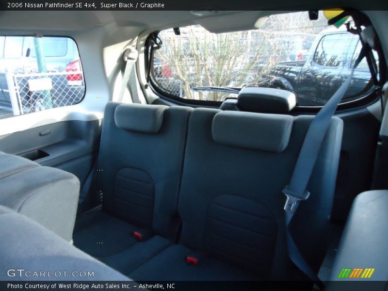 Super Black / Graphite 2006 Nissan Pathfinder SE 4x4