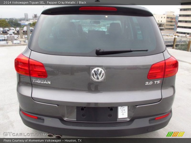 Pepper Gray Metallic / Black 2014 Volkswagen Tiguan SEL