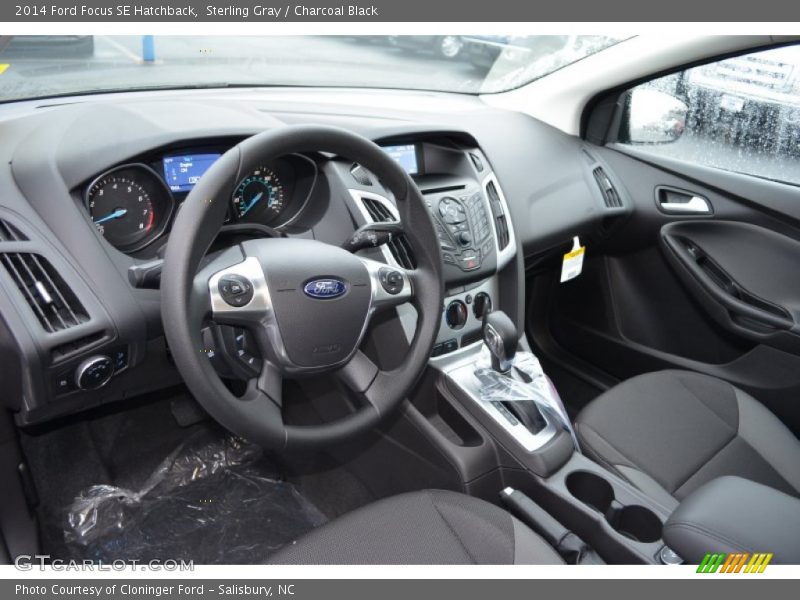 Sterling Gray / Charcoal Black 2014 Ford Focus SE Hatchback