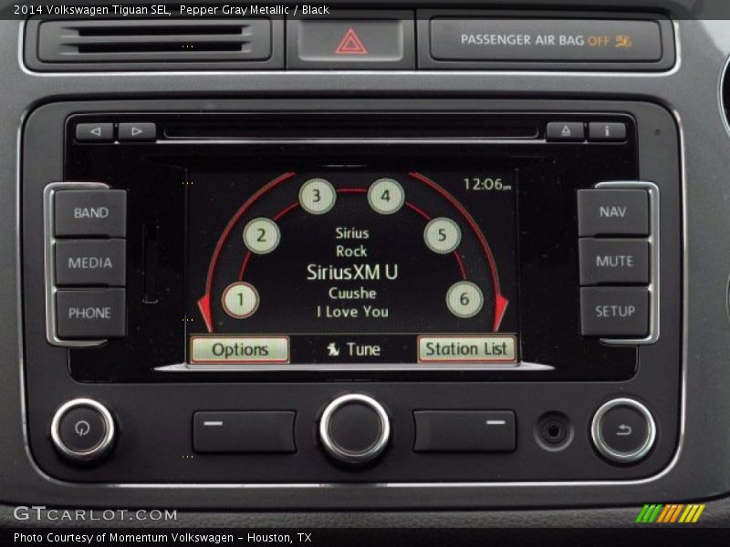 Pepper Gray Metallic / Black 2014 Volkswagen Tiguan SEL