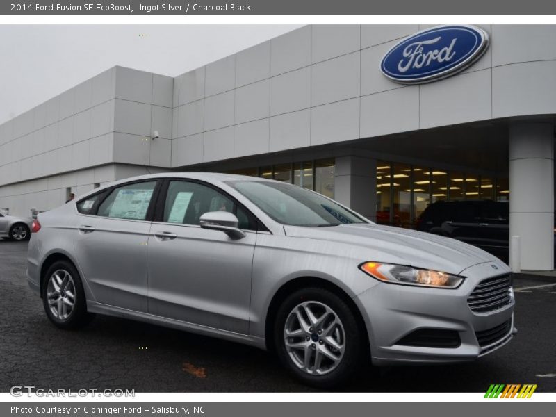 Ingot Silver / Charcoal Black 2014 Ford Fusion SE EcoBoost