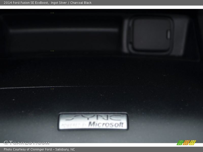Ingot Silver / Charcoal Black 2014 Ford Fusion SE EcoBoost