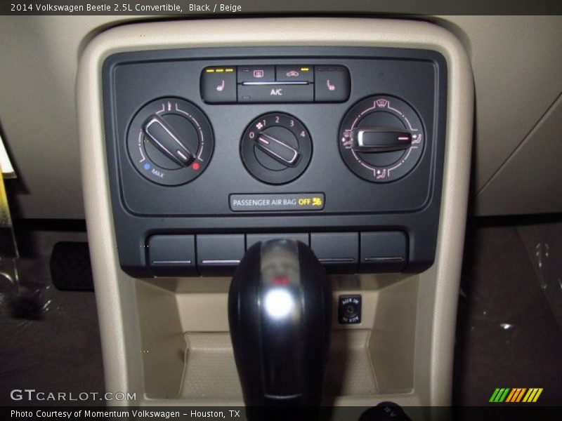 Black / Beige 2014 Volkswagen Beetle 2.5L Convertible