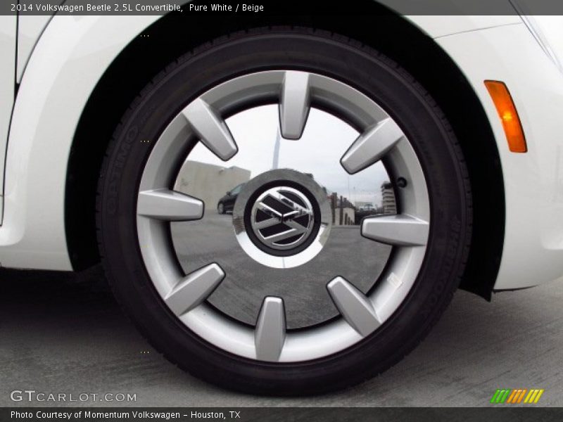 Pure White / Beige 2014 Volkswagen Beetle 2.5L Convertible