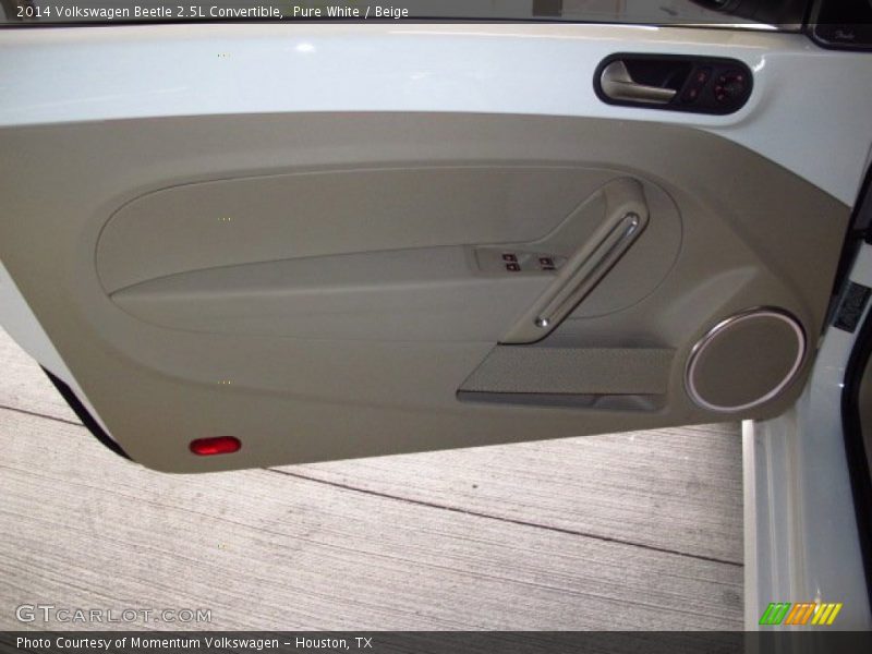 Pure White / Beige 2014 Volkswagen Beetle 2.5L Convertible