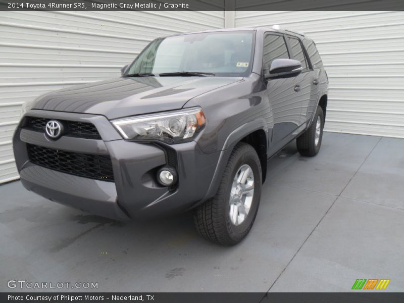 Magnetic Gray Metallic / Graphite 2014 Toyota 4Runner SR5