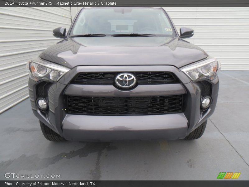 Magnetic Gray Metallic / Graphite 2014 Toyota 4Runner SR5