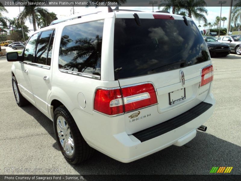 White Platinum Metallic Tri-Coat / Stone 2010 Lincoln Navigator