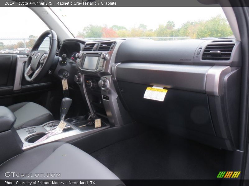 Magnetic Gray Metallic / Graphite 2014 Toyota 4Runner SR5