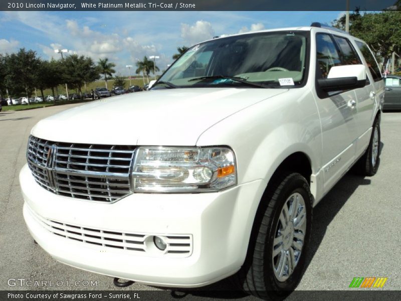 White Platinum Metallic Tri-Coat / Stone 2010 Lincoln Navigator