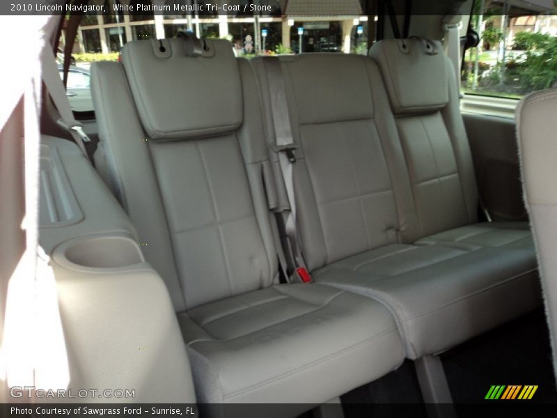 White Platinum Metallic Tri-Coat / Stone 2010 Lincoln Navigator