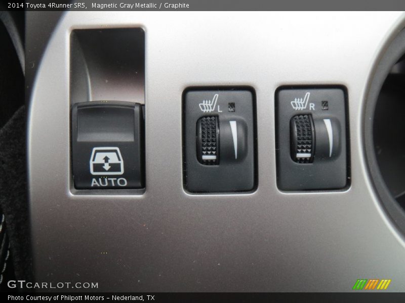Magnetic Gray Metallic / Graphite 2014 Toyota 4Runner SR5