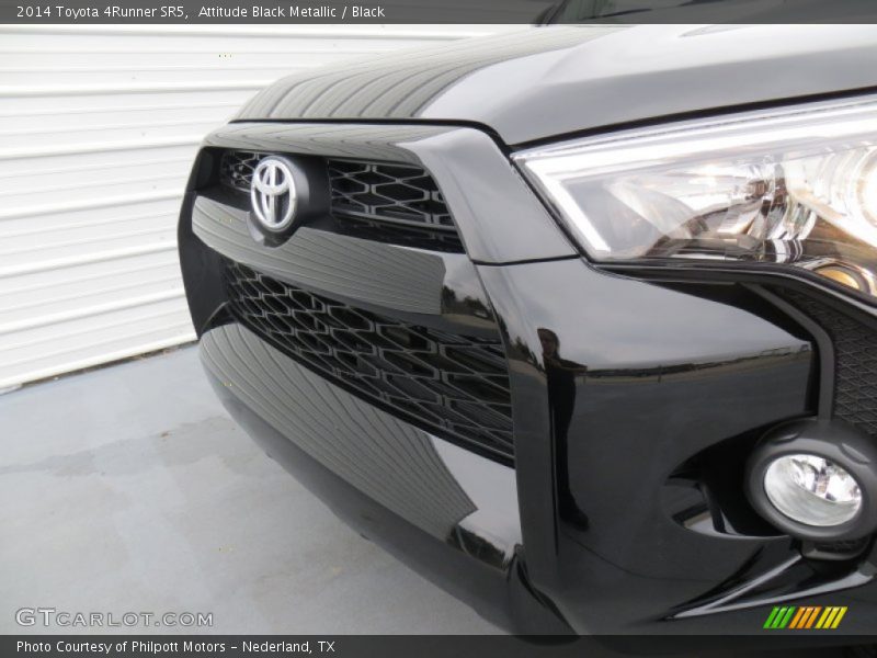 Attitude Black Metallic / Black 2014 Toyota 4Runner SR5