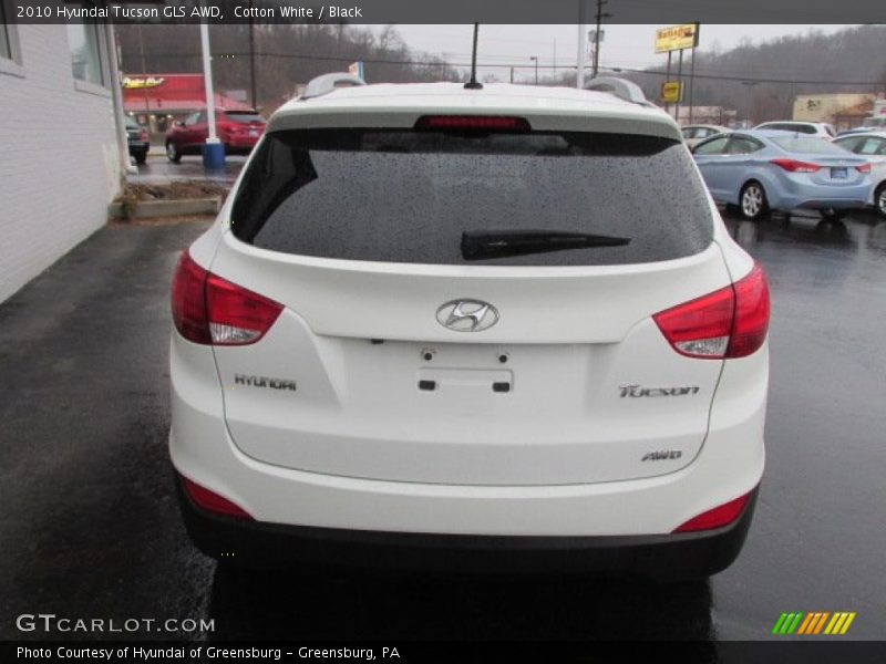 Cotton White / Black 2010 Hyundai Tucson GLS AWD