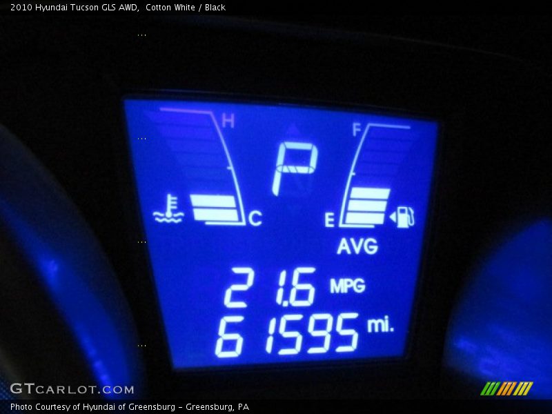 Cotton White / Black 2010 Hyundai Tucson GLS AWD