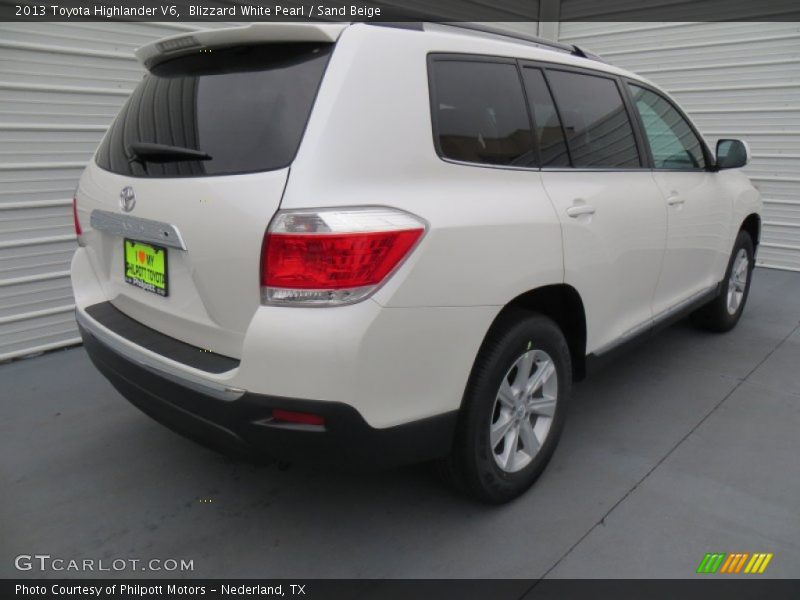 Blizzard White Pearl / Sand Beige 2013 Toyota Highlander V6