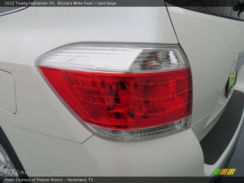 Blizzard White Pearl / Sand Beige 2013 Toyota Highlander V6