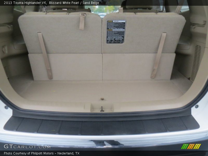 Blizzard White Pearl / Sand Beige 2013 Toyota Highlander V6