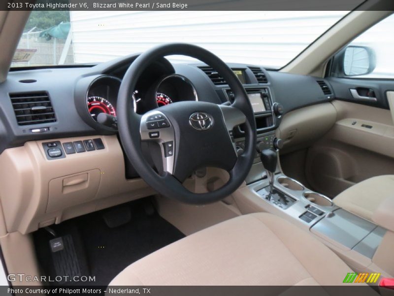 Blizzard White Pearl / Sand Beige 2013 Toyota Highlander V6