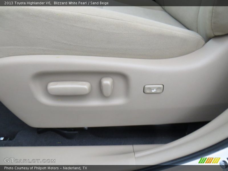 Blizzard White Pearl / Sand Beige 2013 Toyota Highlander V6