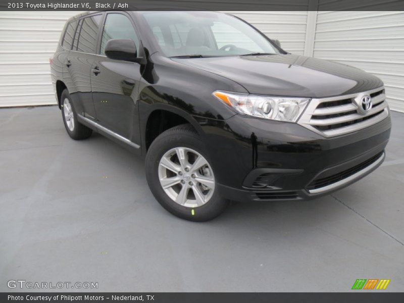 Black / Ash 2013 Toyota Highlander V6