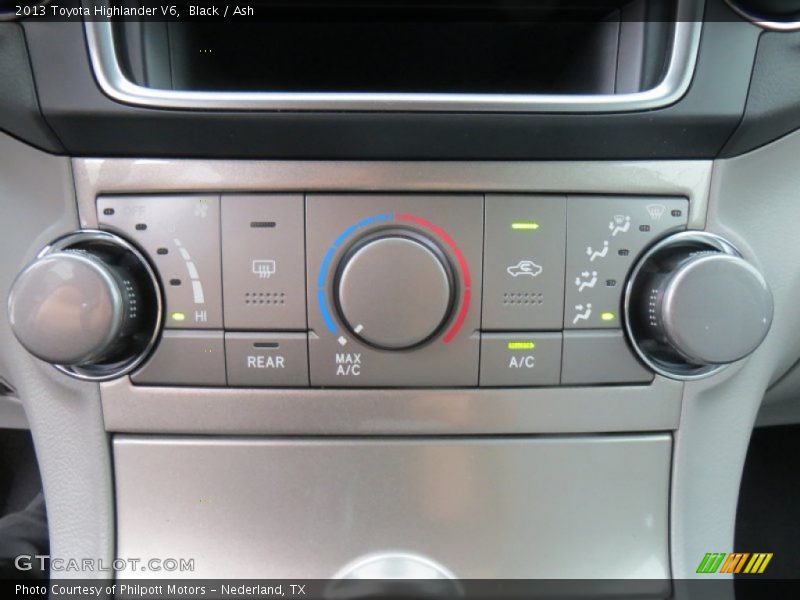 Black / Ash 2013 Toyota Highlander V6