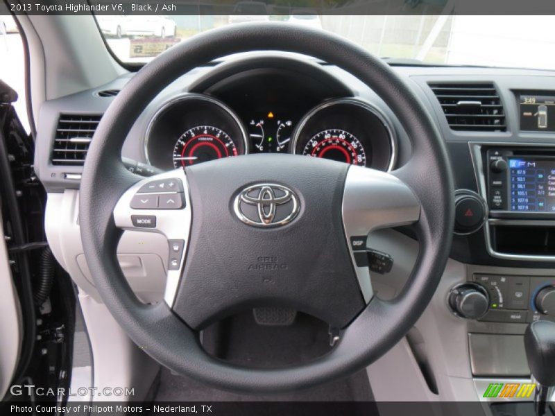 Black / Ash 2013 Toyota Highlander V6