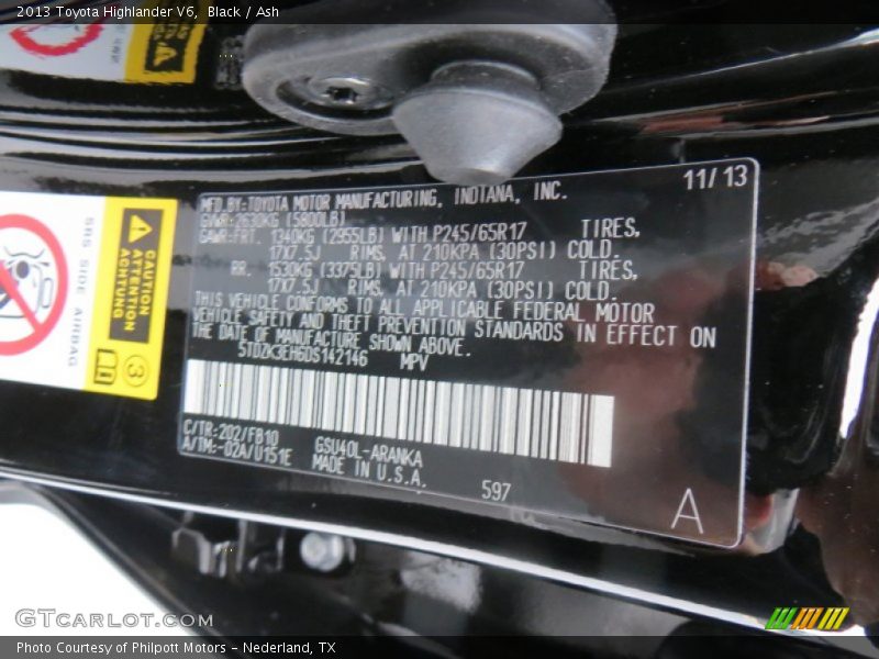 Black / Ash 2013 Toyota Highlander V6