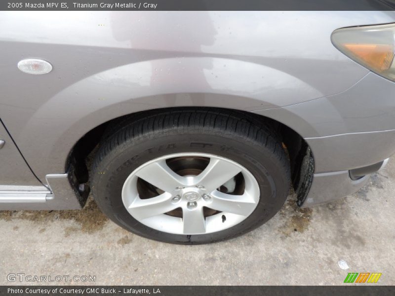 Titanium Gray Metallic / Gray 2005 Mazda MPV ES