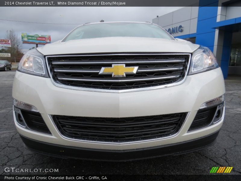 White Diamond Tricoat / Ebony/Mojave 2014 Chevrolet Traverse LT