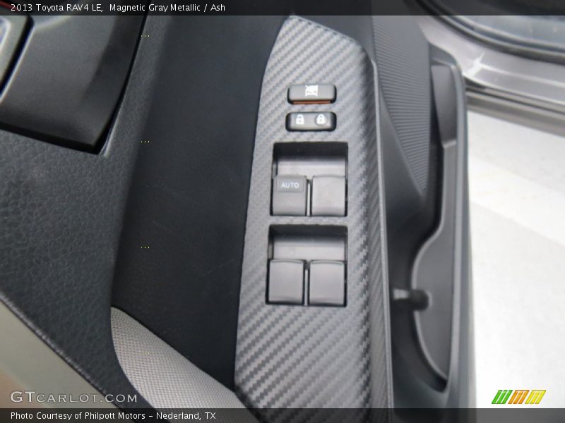 Magnetic Gray Metallic / Ash 2013 Toyota RAV4 LE