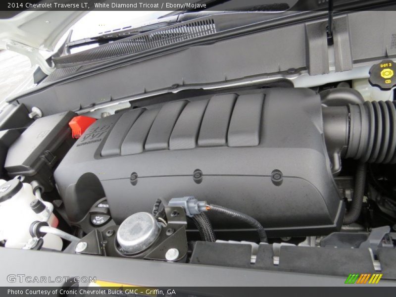 White Diamond Tricoat / Ebony/Mojave 2014 Chevrolet Traverse LT