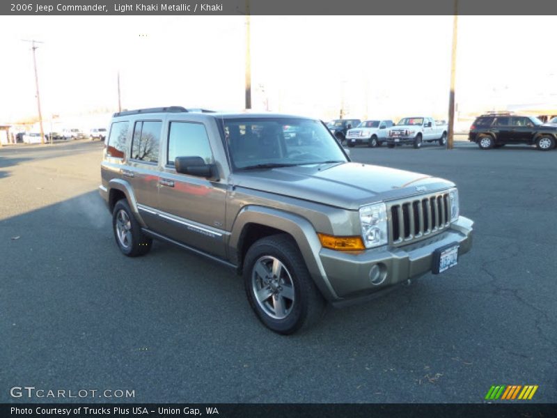 Light Khaki Metallic / Khaki 2006 Jeep Commander