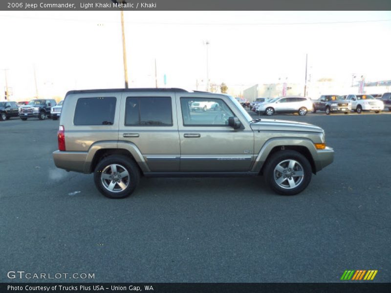 Light Khaki Metallic / Khaki 2006 Jeep Commander