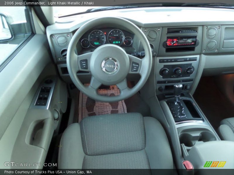 Light Khaki Metallic / Khaki 2006 Jeep Commander