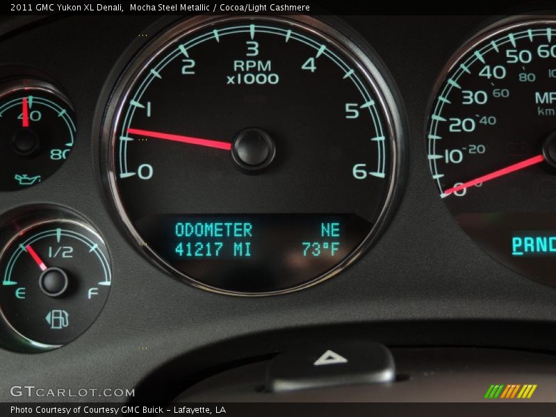 Mocha Steel Metallic / Cocoa/Light Cashmere 2011 GMC Yukon XL Denali