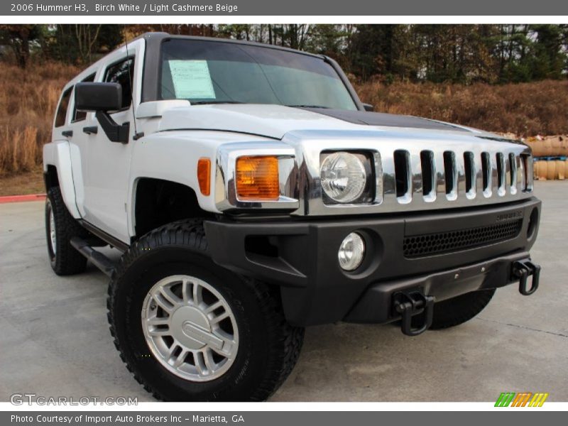 Birch White / Light Cashmere Beige 2006 Hummer H3