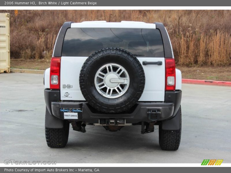 Birch White / Light Cashmere Beige 2006 Hummer H3